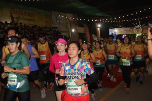 BIB: 26089, 25105
                            <button type="button" onclick="openModal(9884065)" class="btn btn-primary btn-sm float-right btn-popup" data-toggle="modal" data-target=".modal-high-quality">
                        <i class="fas fa-shopping-cart"></i> Add to Cart
                    </button>
                                            <button type="button" onclick="isThisMe(9884065, true)" class="btn btn-success btn-sm float-right btn-popup btn-isme hidden" data-toggle="tooltip" data-placement="bottom" title="นี่คือรูปของคุณใช่ไหม คลิกที่นี่เพื่อเอาเข้าอัลบั้ม">
                        <i class="fas fa-plus"></i> Add to album
                    </button>
                    <button type="button" onclick="isThisMe(9884065, false)" class="btn btn-warning btn-sm float-right btn-popup btn-isnotme hidden">
                        <i class="fas fa-ban"></i> Remove from album
                    </button>